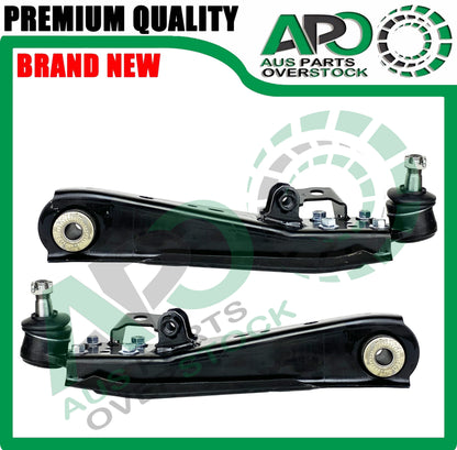 Front Lower Left Right Control Arms Ball Joints For TOYOTA HIACE KDH TRH 2005-On
